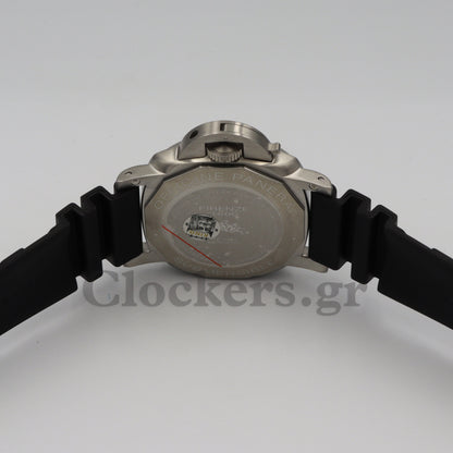 PANERAI LUMINOR SUBMERSIBLE AMAGNETIC STEEL BEZEL