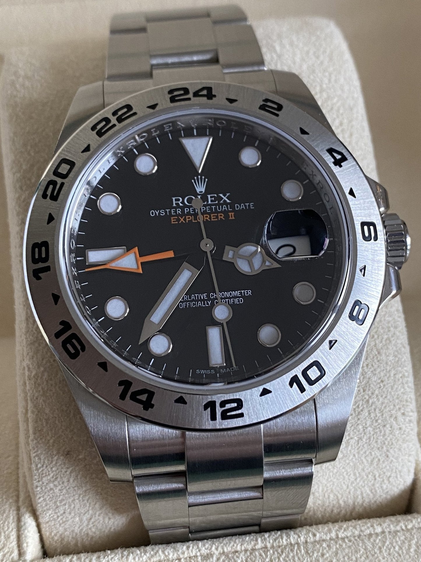 EXPL0RER II BLACK DIAL 42MM
